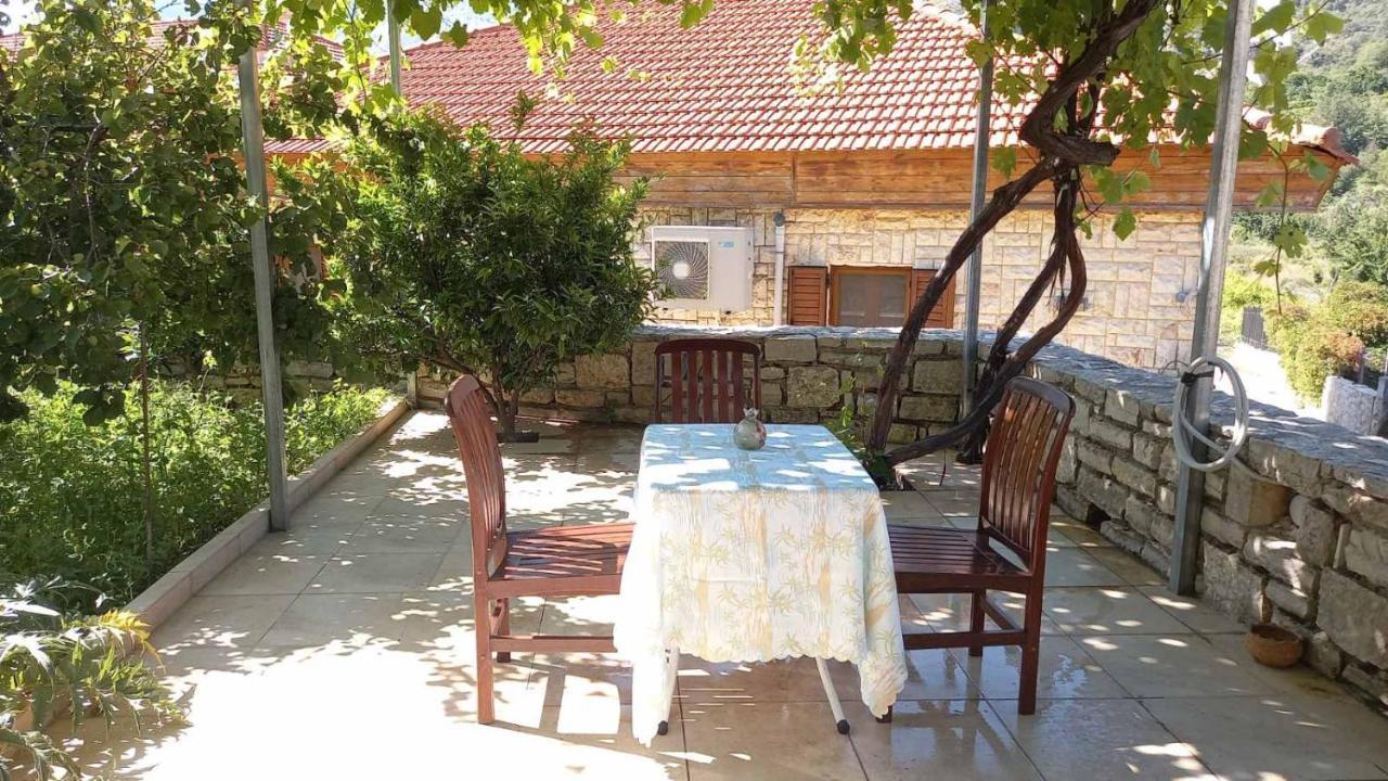Tulip House * Yerakárion