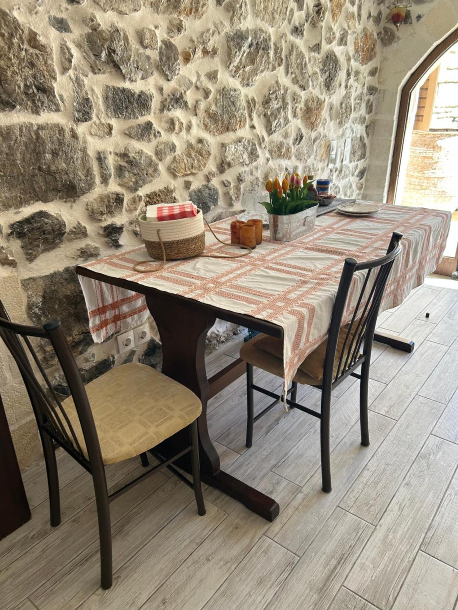 Tulip House בית נופש *