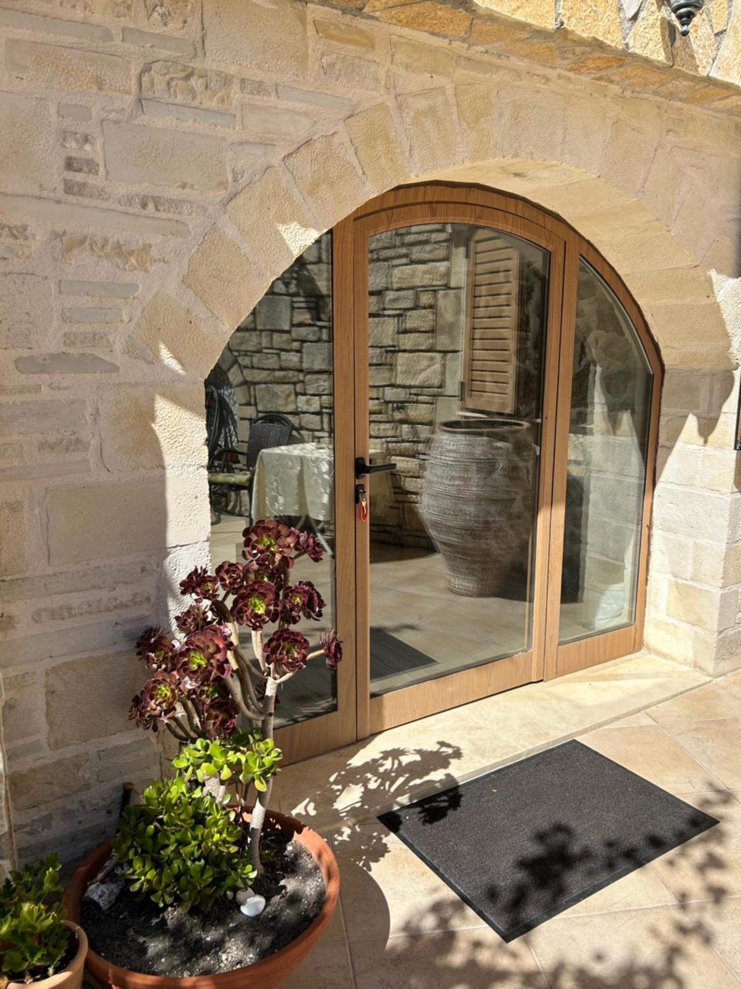 Tulip House בית נופש Yerakárion